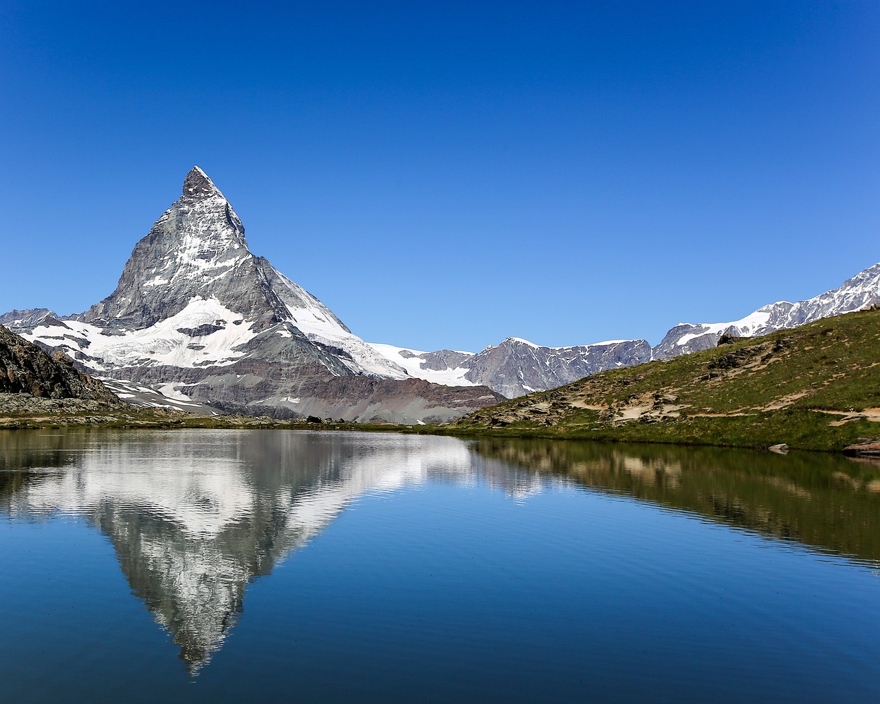 maternhorn-mountain